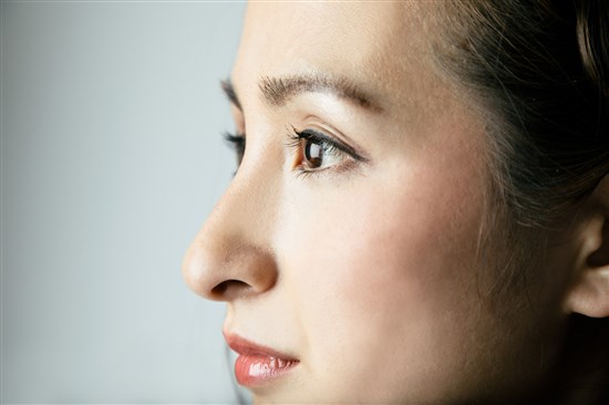 眼瞼下垂は予防できる！簡単なトレーニング方法でパッチリ目をキープ！